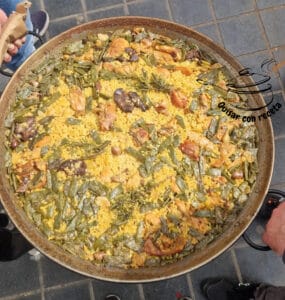 Concurso de paella terminada para presentar